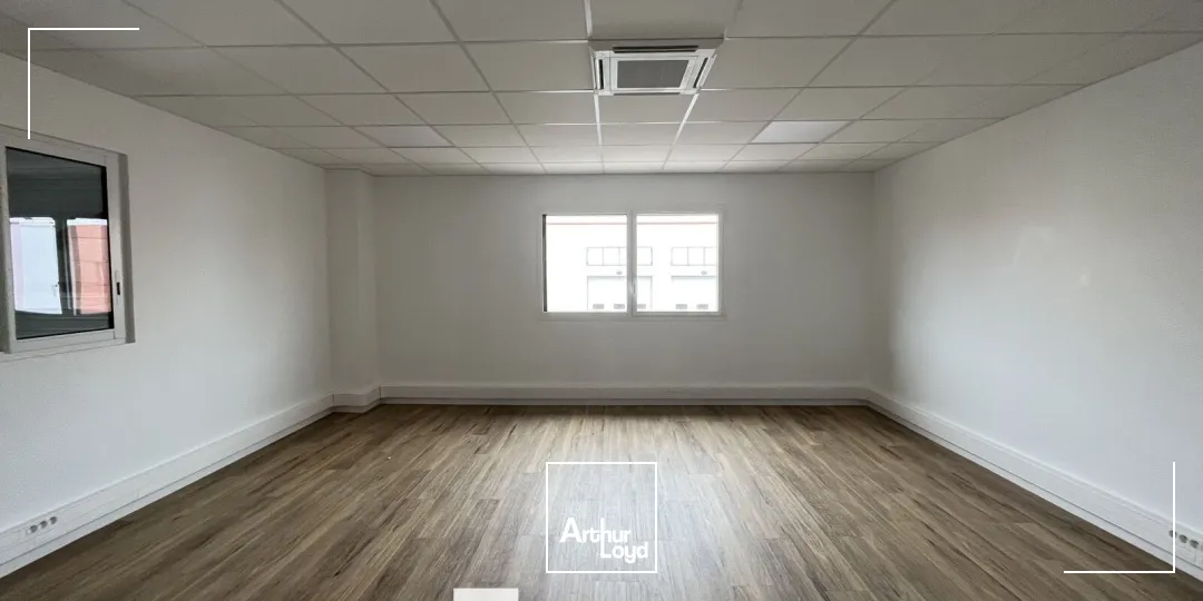 Locaux d'activité & Entrepôts - Location - CHASSIEU - 69680 - 120-1705 - 7895328