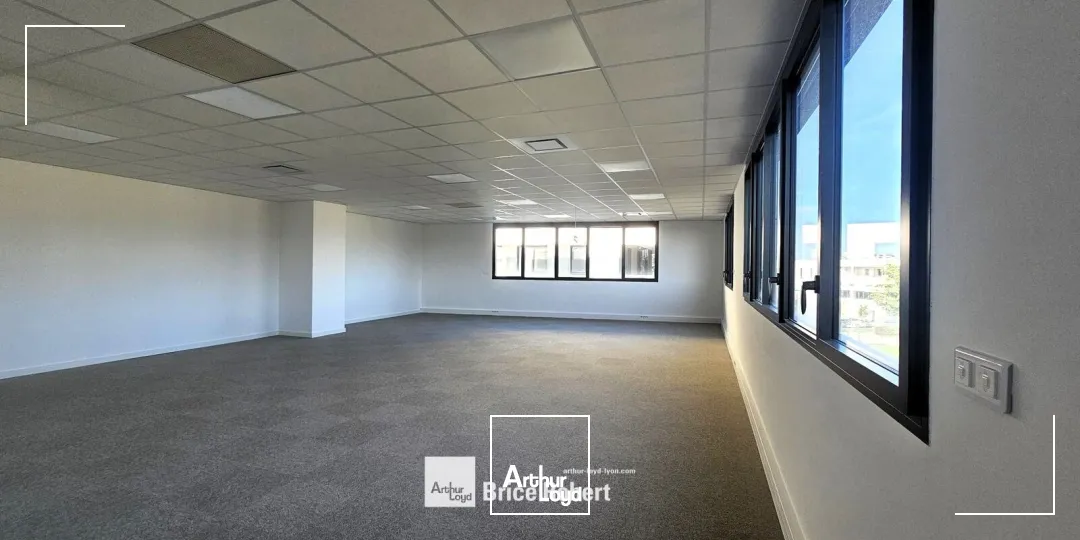 Bureaux - Location - DARDILLY - 69570 - 111.7-2165.6 - 7895515