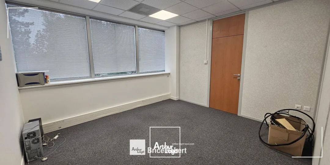 Bureaux - Location - SAINT PRIEST - 69800 - 234-857 - 7895554