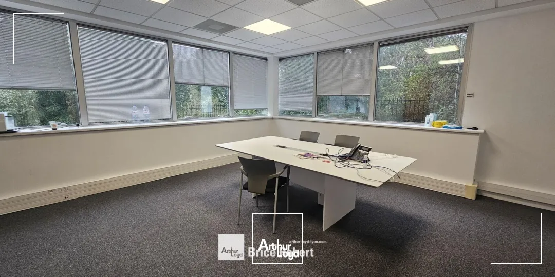 Bureaux - Location - SAINT PRIEST - 69800 - 234-857 - 7895559