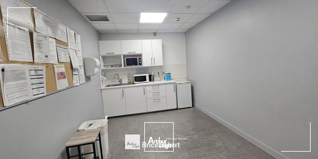 Bureaux - Location - SAINT PRIEST - 69800 - 234-857 - 7895560