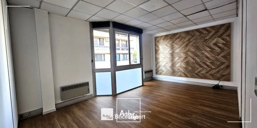Bureaux - Location - VILLEURBANNE - 69100 - 84-871 - 7895581