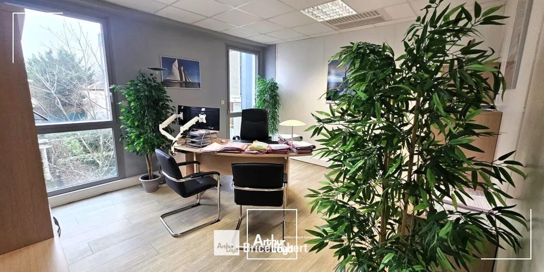 Bureaux - Location - RILLIEUX LA PAPE - 69140 - 351.62-351.62 - 7895809