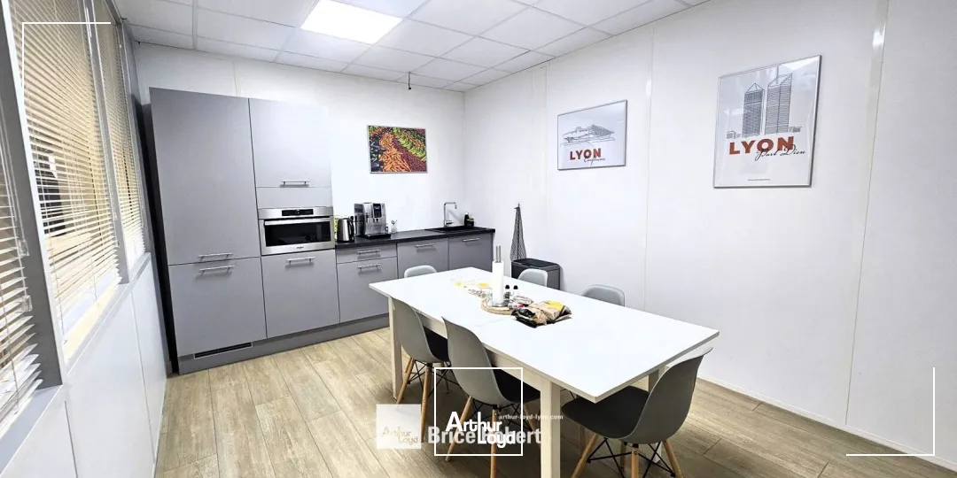 Bureaux - Location - RILLIEUX LA PAPE - 69140 - 351.62-351.62 - 7895810