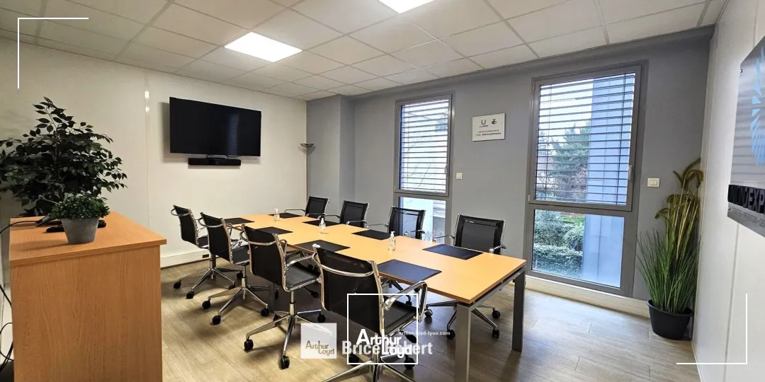 Bureaux - Location - RILLIEUX LA PAPE - 69140 - 351.62-351.62 - 7895811
