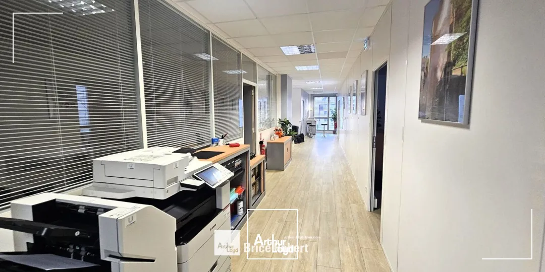 Bureaux - Location - RILLIEUX LA PAPE - 69140 - 351.62-351.62 - 7895813