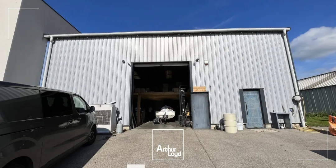 Locaux d'activité & Entrepôts - Location - MORNANT - 69440 - 330-330 - 7895864