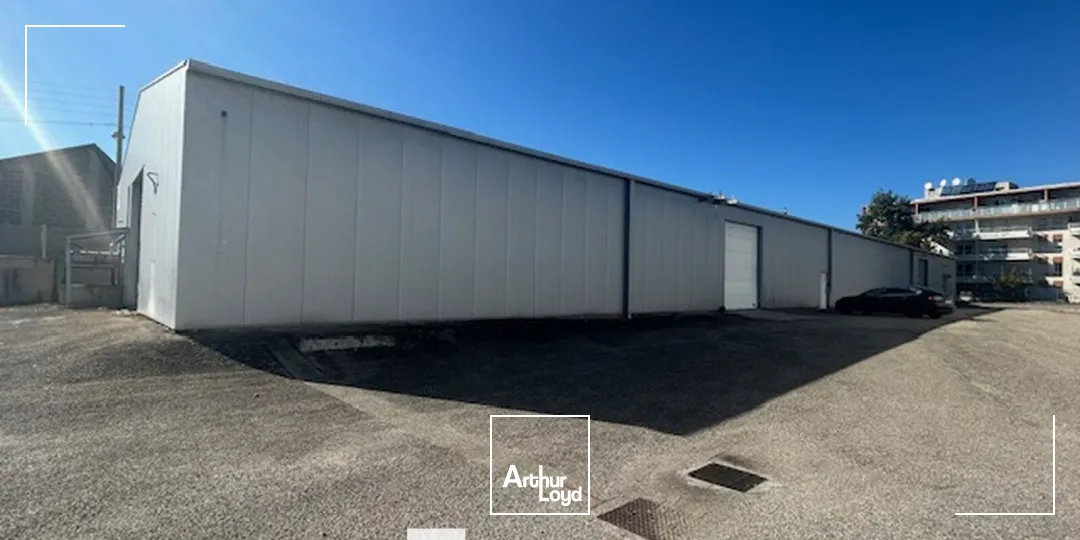 Locaux d'activité & Entrepôts - Location - VENISSIEUX - 69200 - 975-975 - 7895879