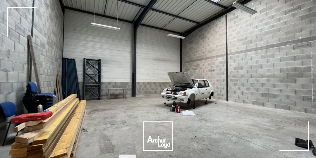 Locaux d'activité & Entrepôts - Location - TOUSSIEU - 69780 - 175-175 - 7895892