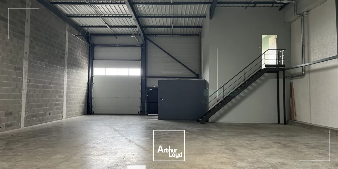 Locaux d'activité & Entrepôts - Location - PUSIGNAN - 69330 - 363-363 - 7895918
