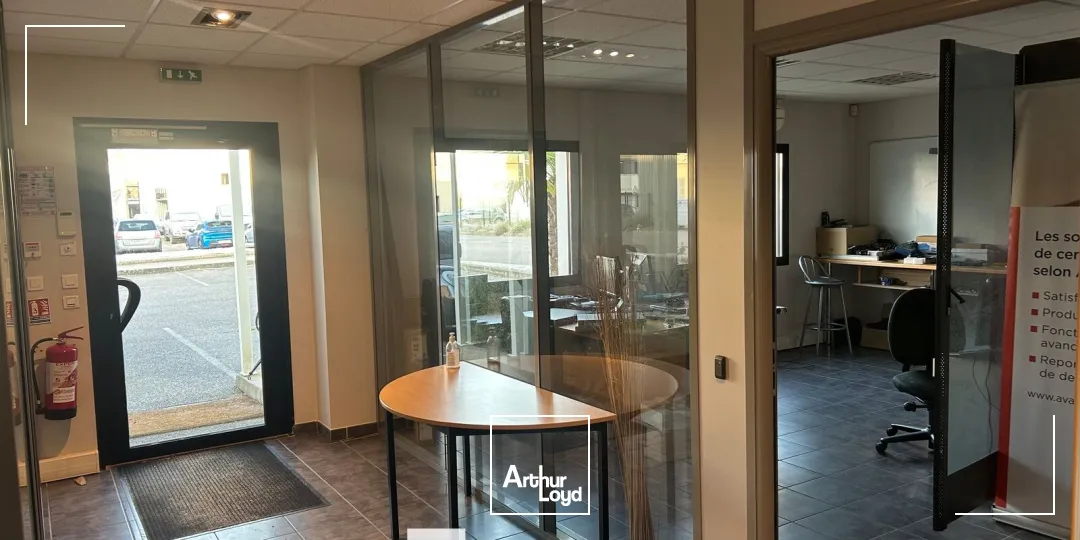 Locaux d'activité & Entrepôts - Location - SAINT PRIEST - 69800 - 374-374 - 7895961