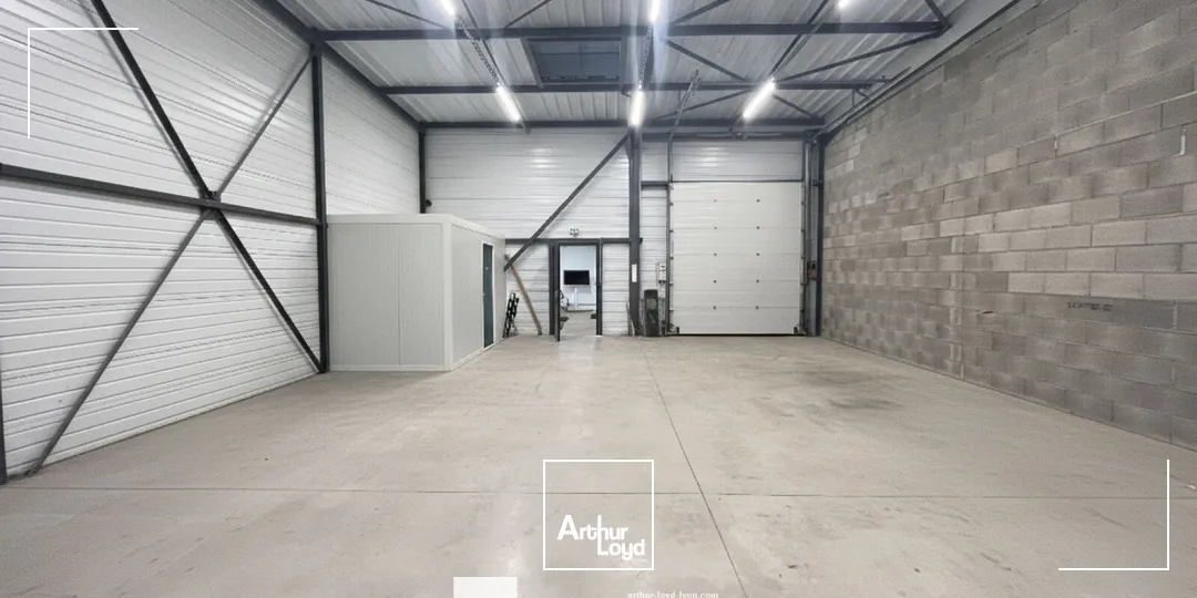 Locaux d'activité & Entrepôts - Location - SAINTE CONSORCE - 69280 - 150-150 - 7896000