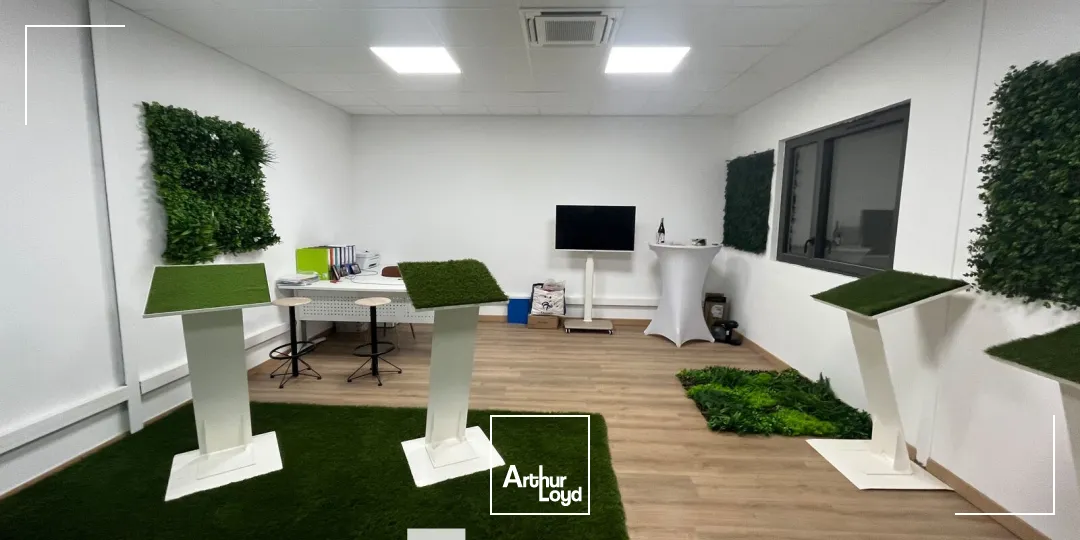 Locaux d'activité & Entrepôts - Location - SAINTE CONSORCE - 69280 - 150-150 - 7896002
