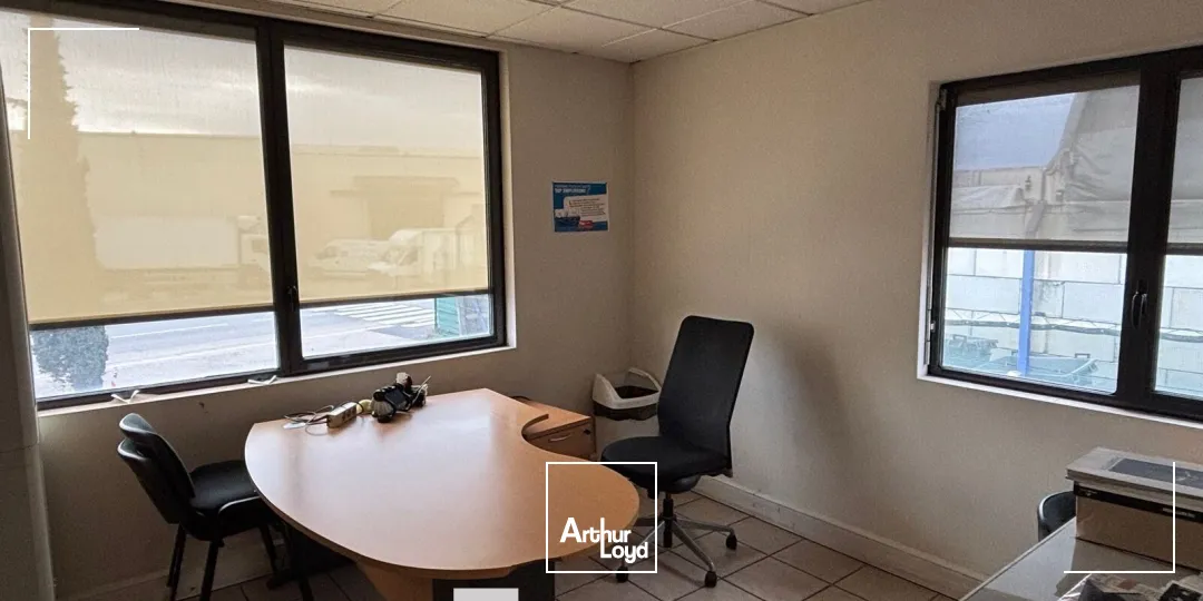 Locaux d'activité & Entrepôts - Location - SAINT PRIEST - 69800 - 106-1656 - 7896027