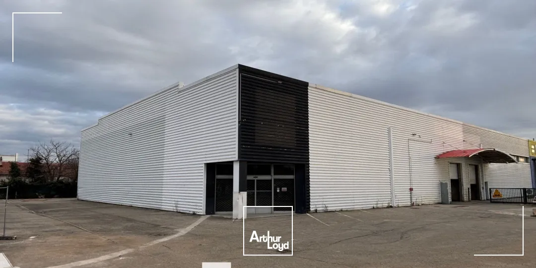 Locaux d'activité & Entrepôts - Location - VAULX EN VELIN - 69120 - 980-980 - 7896037