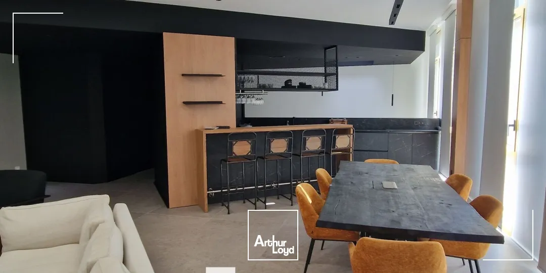 Locaux d'activité & Entrepôts - Vente - SAINT BONNET DE MURE - 69720 - 407-407 - 7896089
