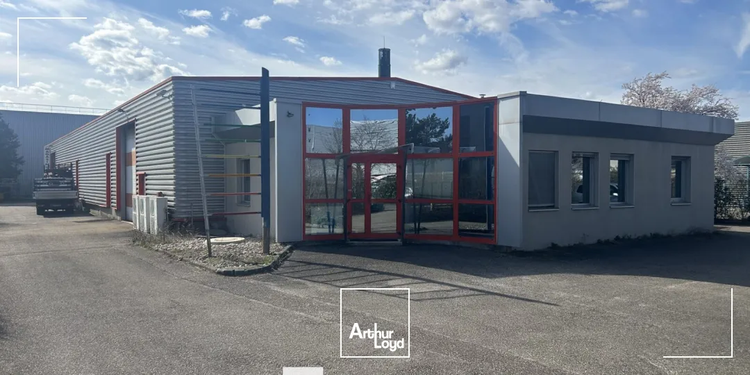 Locaux d'activité & Entrepôts - Location - DECINES CHARPIEU - 69150 - 880-880 - 7896110