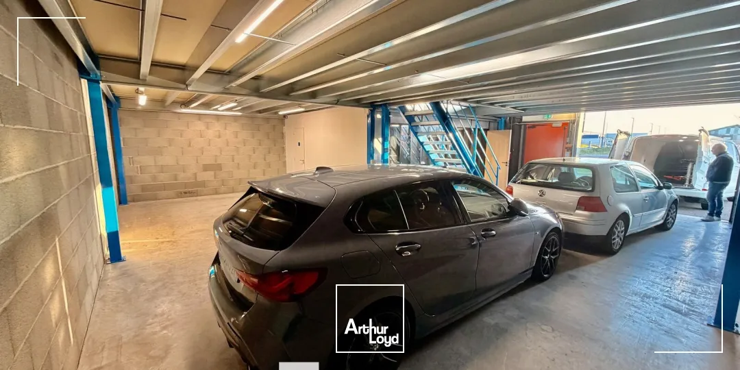 Locaux d'activité & Entrepôts - Location - CIVRIEUX - 01390 - 202-202 - 7896115