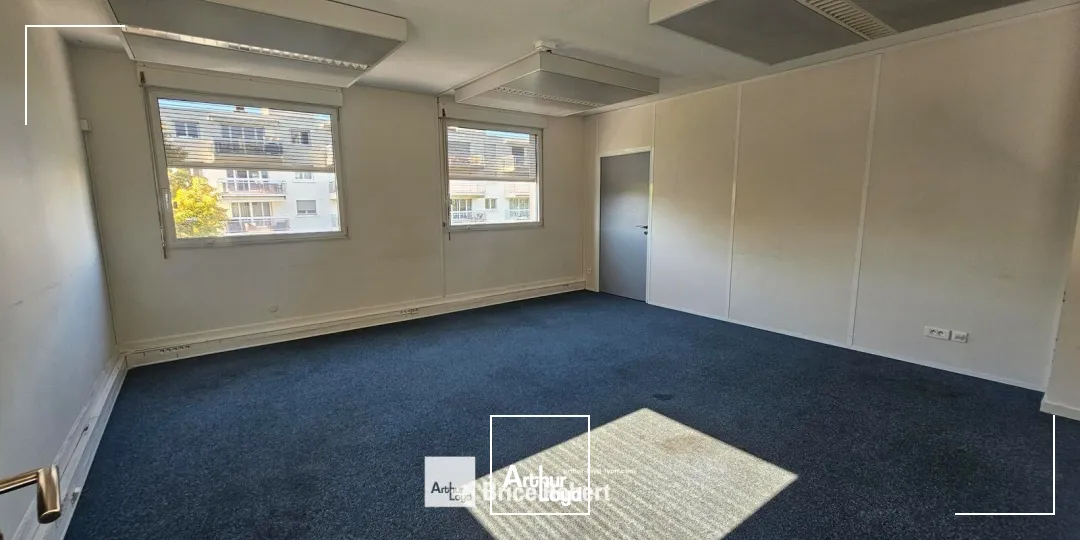 Bureaux - Location - LYON - 69003 - 107.25-3709.72 - 7896185