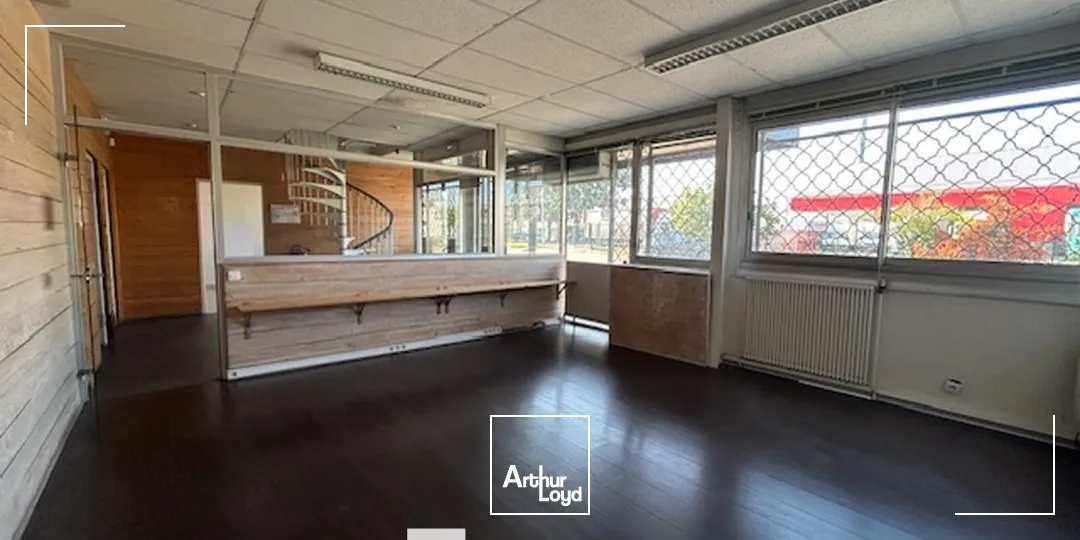 Locaux d'activité & Entrepôts - Vente - VAULX EN VELIN - 69120 - 2200-2200 - 7896237
