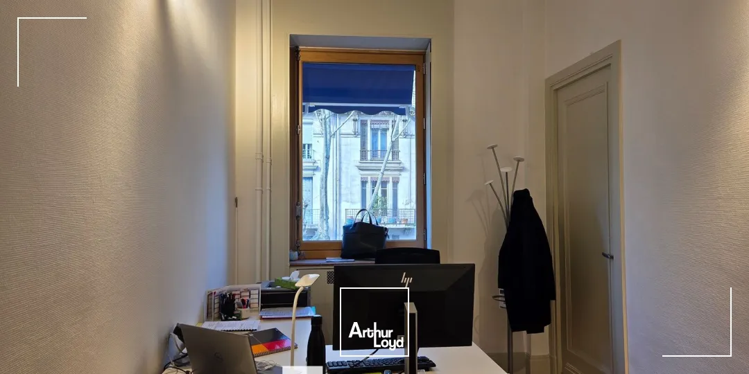Bureaux - Vente - LYON - 69006 - 157.8-157.8 - 7896259