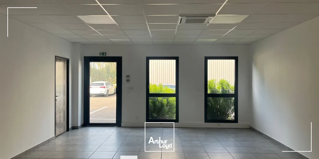 Locaux d'activité & Entrepôts - Vente - VENISSIEUX - 69200 - 256.05-256.05 - 7896306
