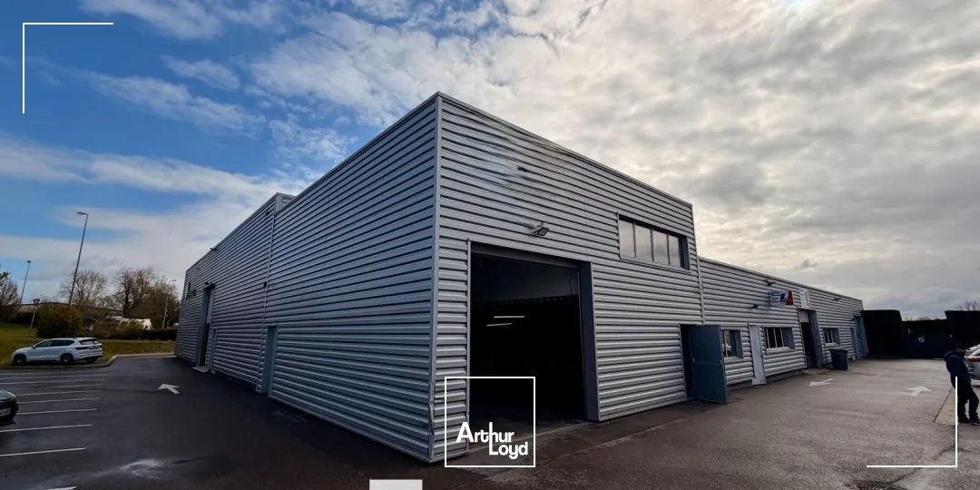 Locaux d'activité & Entrepôts - Vente - MORNANT - 69440 - 132.82-132.82 - 7896314