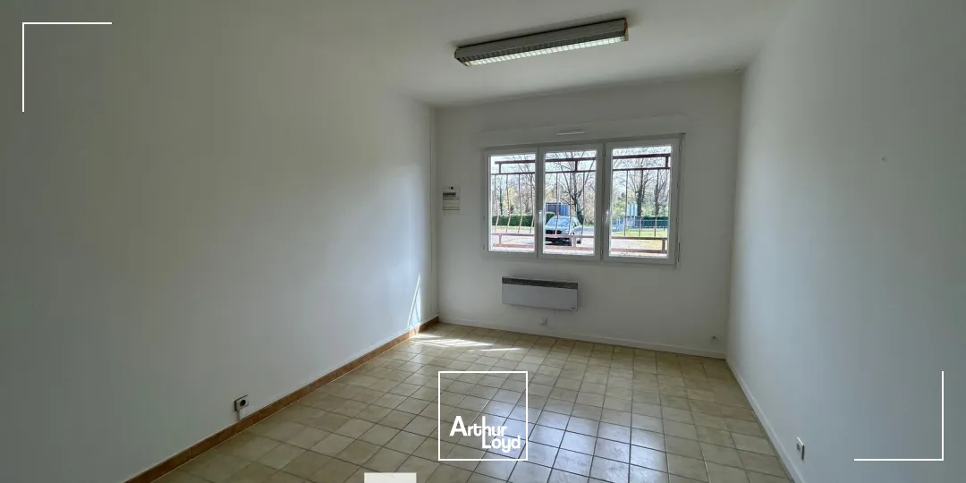 Locaux d'activité & Entrepôts - Location - NEYRON - 01700 - 1650-1650 - 7896324