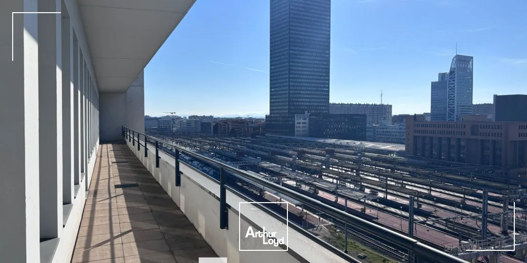 Bureaux - Location - LYON - 69003 - 271.6-2122.2 - 7896328