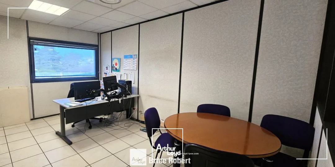 Bureaux - Location - VAULX EN VELIN - 69120 - 140-140 - 7896354