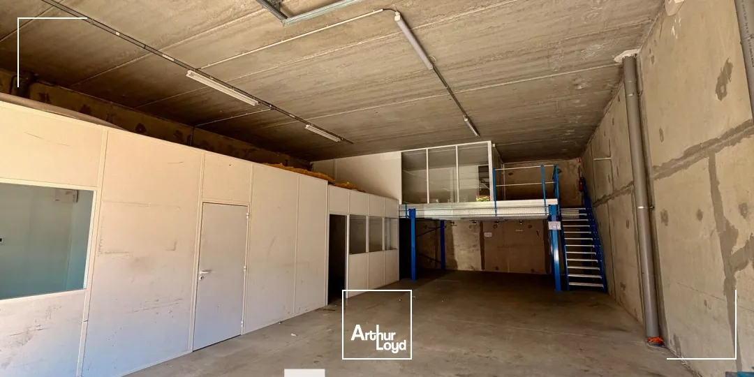 Locaux d'activité & Entrepôts - Vente - BRIGNAIS - 69530 - 156.47-156.47 - 7896502