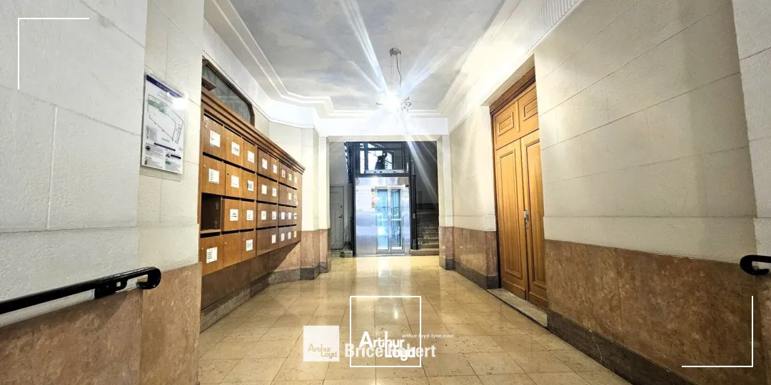Bureaux - Location - LYON - 69006 - 200-492 - 7896509