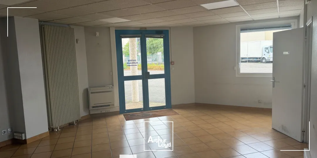 Locaux d'activité & Entrepôts - Location - CHASSIEU - 69680 - 1290-1290 - 7896677