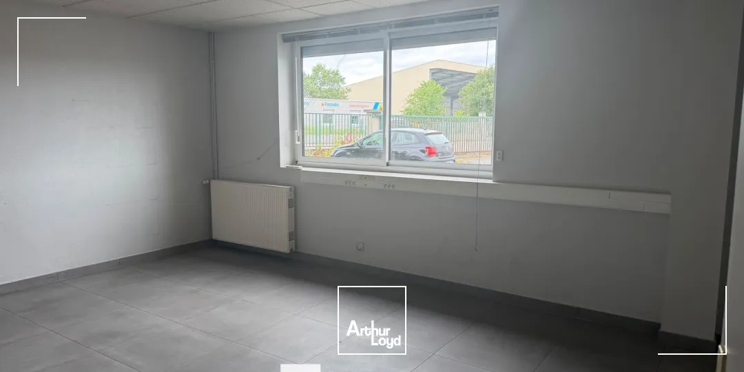 Locaux d'activité & Entrepôts - Location - CHASSIEU - 69680 - 1290-1290 - 7896679