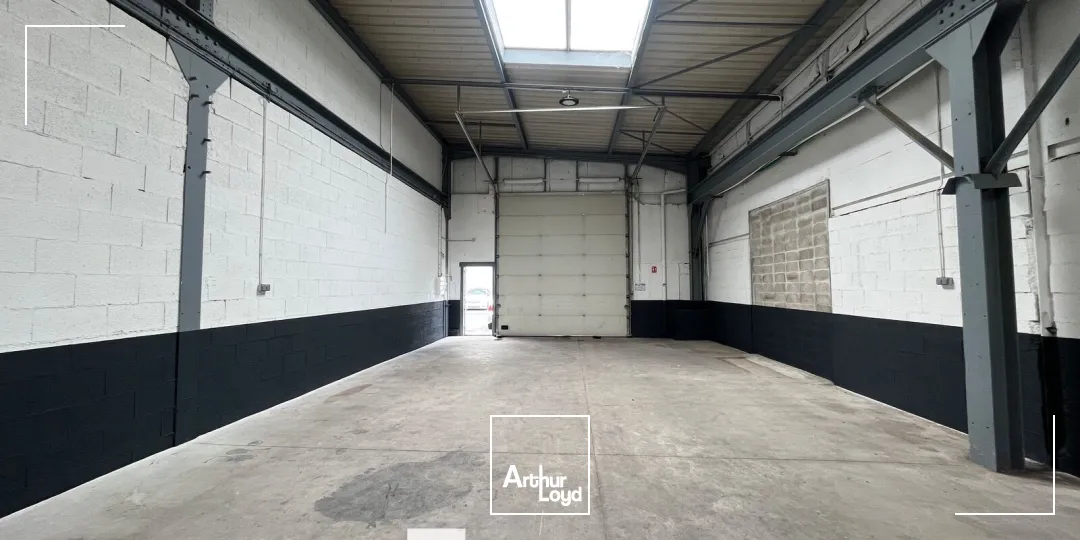 Locaux d'activité & Entrepôts - Location - VENISSIEUX - 69200 - 170-1431 - 7896697