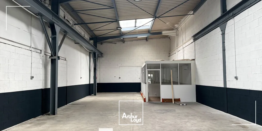 Locaux d'activité & Entrepôts - Location - VENISSIEUX - 69200 - 170-1431 - 7896700