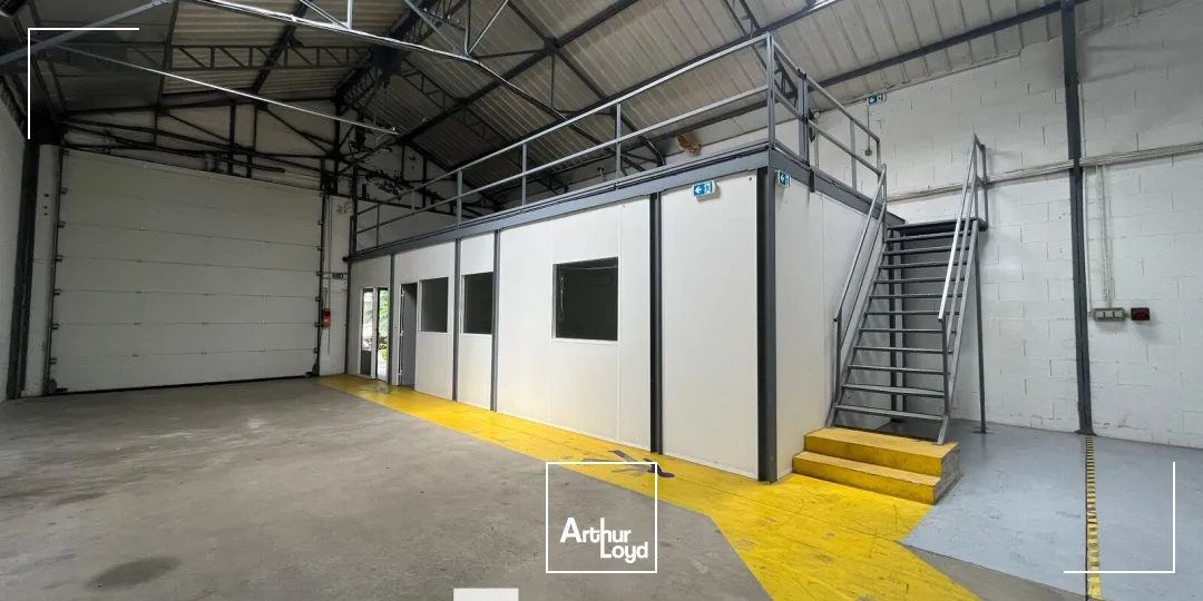 Locaux d'activité & Entrepôts - Location - VENISSIEUX - 69200 - 170-1431 - 7896699