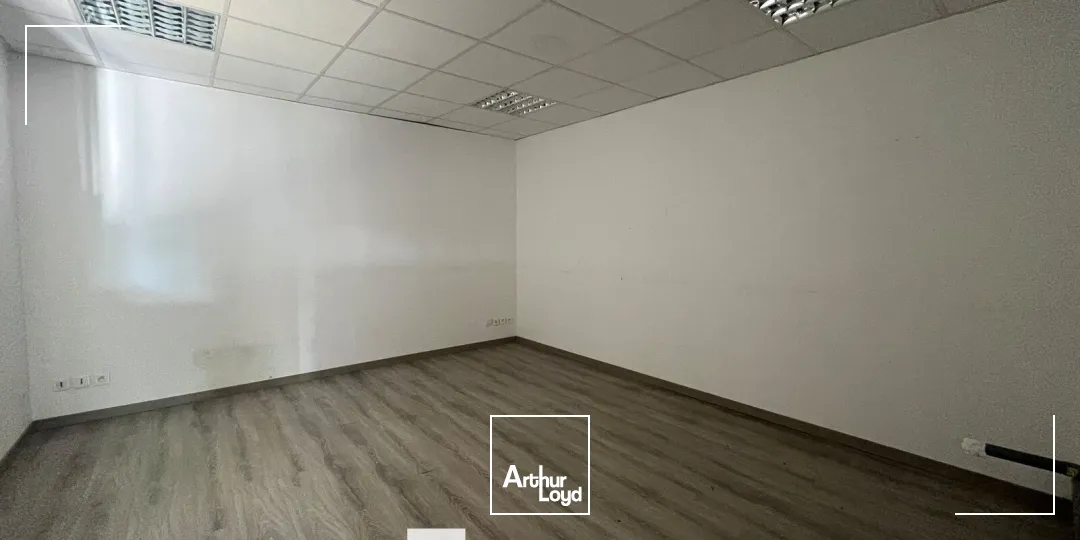 Locaux d'activité & Entrepôts - Location - JONAGE - 69330 - 150-150 - 7896719