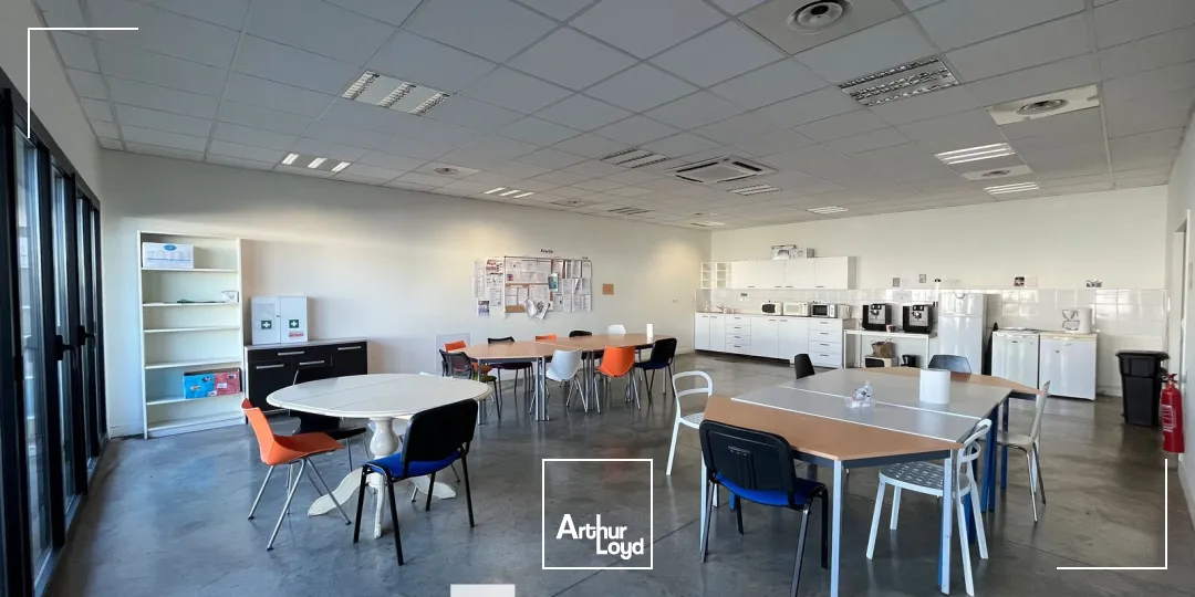 Locaux d'activité & Entrepôts - Location - VAULX EN VELIN - 69120 - 629-2909 - 7896836