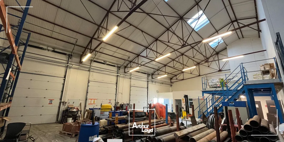Locaux d'activité & Entrepôts - Location - VAULX EN VELIN - 69120 - 629-2909 - 7896838