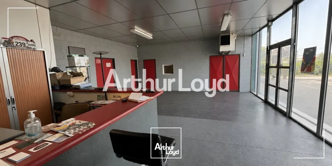 Locaux d'activité & Entrepôts - Location - PARCAY MESLAY - 37210 - 546-546 - 7897156