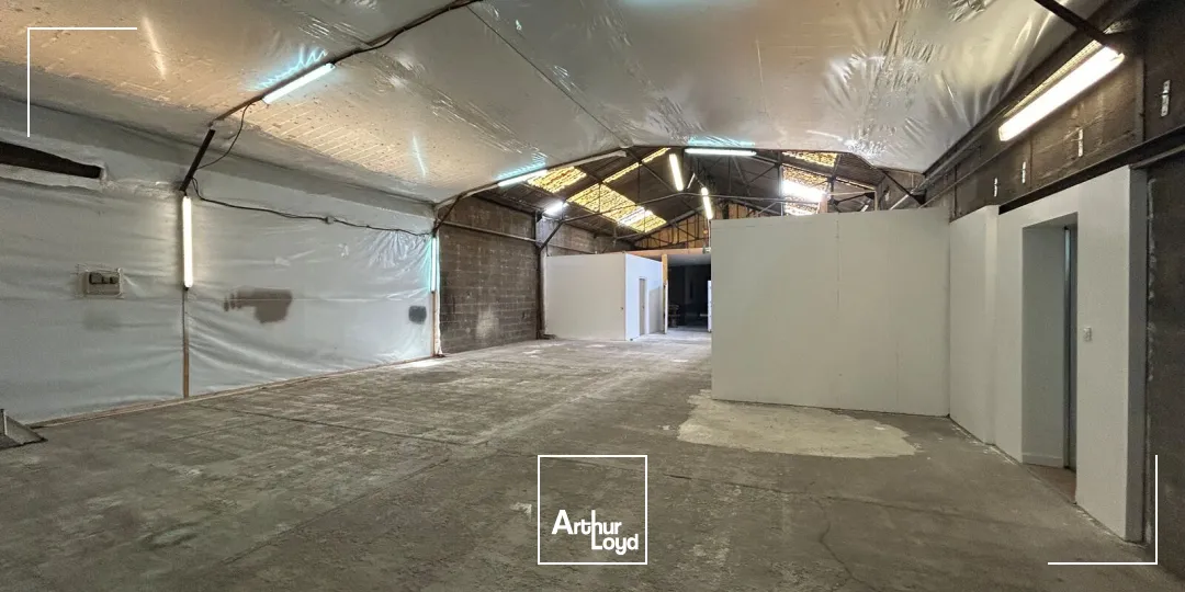 Locaux d'activité & Entrepôts - Location - MONTOIR DE BRETAGNE - 44550 - 211-211 - 7897433
