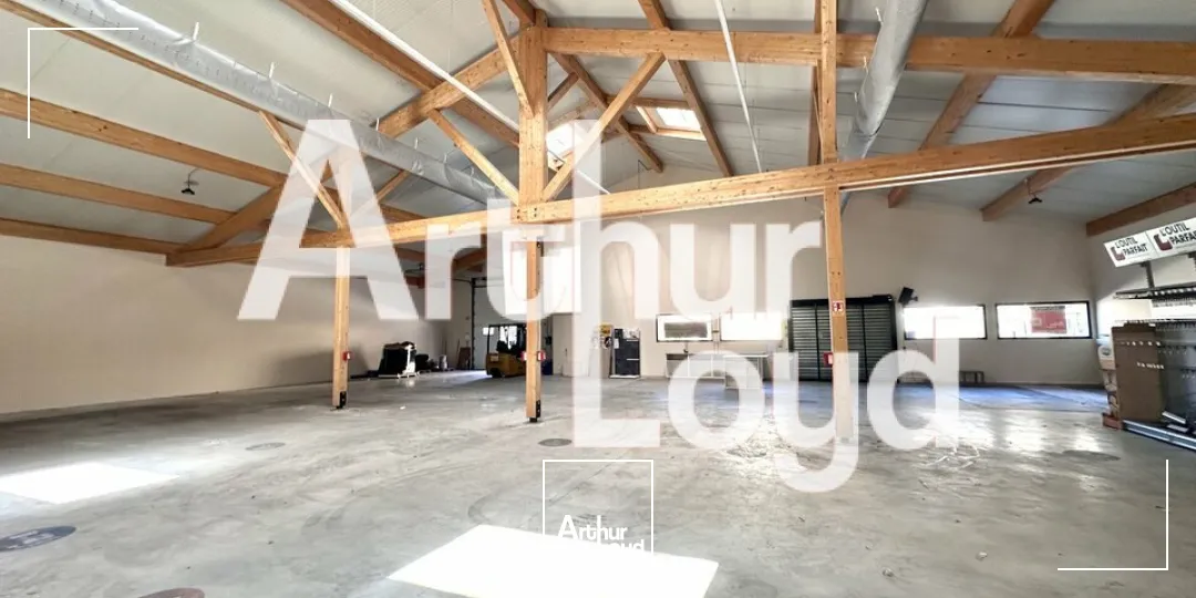 Locaux d'activité & Entrepôts - Location - VILLARGONDRAN - 73300 - 481.39-481.39 - 7897643