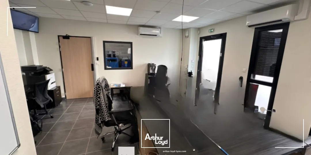 Locaux d'activité & Entrepôts - Location - MEYZIEU - 69330 - 203.1-203.1 - 7897715