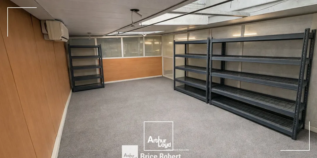 Locaux d'activité & Entrepôts - Vente - SAINT PRIEST - 69800 - 160-160 - 7897730