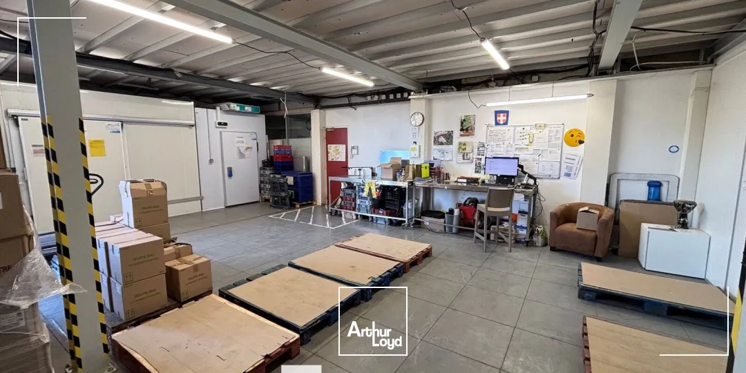 Locaux d'activité & Entrepôts - Location - VENISSIEUX - 69200 - 595-595 - 7897740