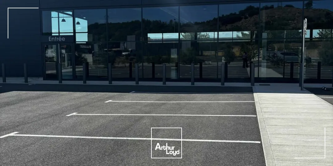 Locaux commerciaux - Location - SAINT PAUL TROIS CHATEAUX - 26130 - 250-250 - 7897851