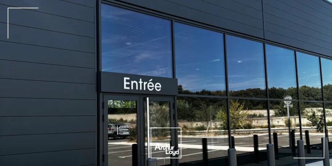 Locaux commerciaux - Location - SAINT PAUL TROIS CHATEAUX - 26130 - 250-250 - 7897855