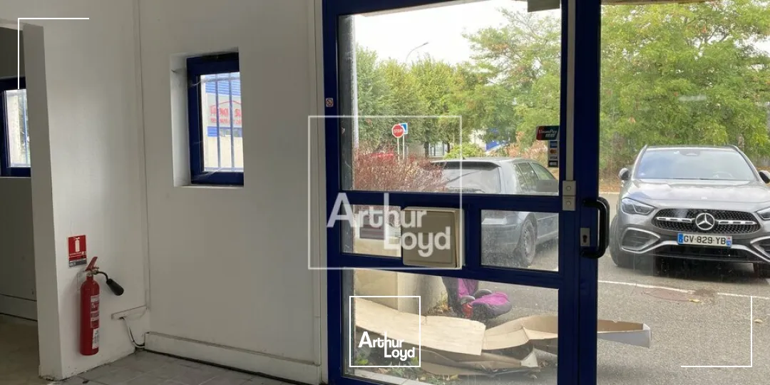 Locaux d'activité & Entrepôts - Location - SAINTE GENEVIEVE DES BOIS - 91700 - 207.55-207.55 - 7897942
