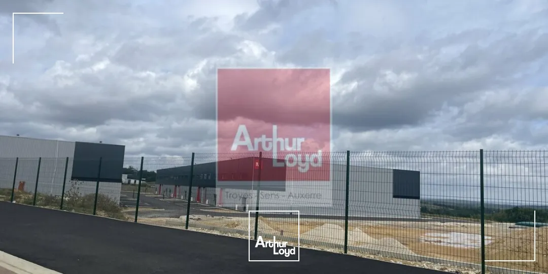Locaux d'activité & Entrepôts - Location - AUXERRE - 89000 - 342-342 - 7898031